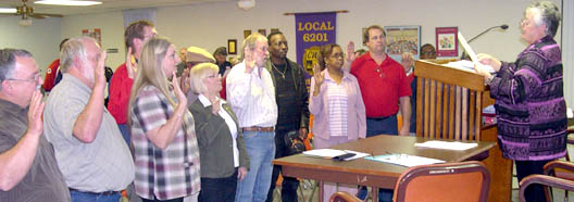Officers of the Tarrant County Central Labor Council were sworn in by Becky Moeller of the Texas AFL-CIO